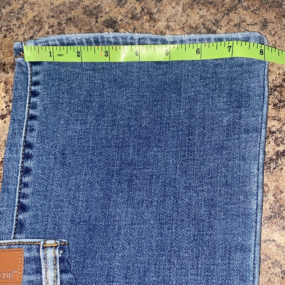 JUDY BLUE Distressed Mid-Rise Women's Blue Jeans - Picture 10 of 13